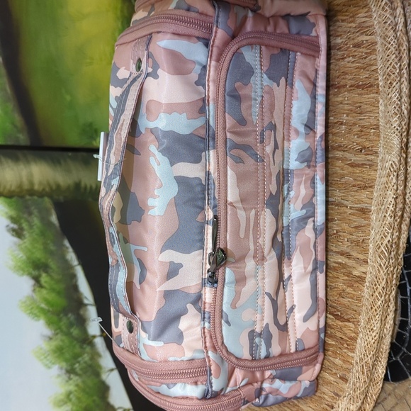 Lug Blush Camo Trolley Carryall Bag - Picture 2 of 12